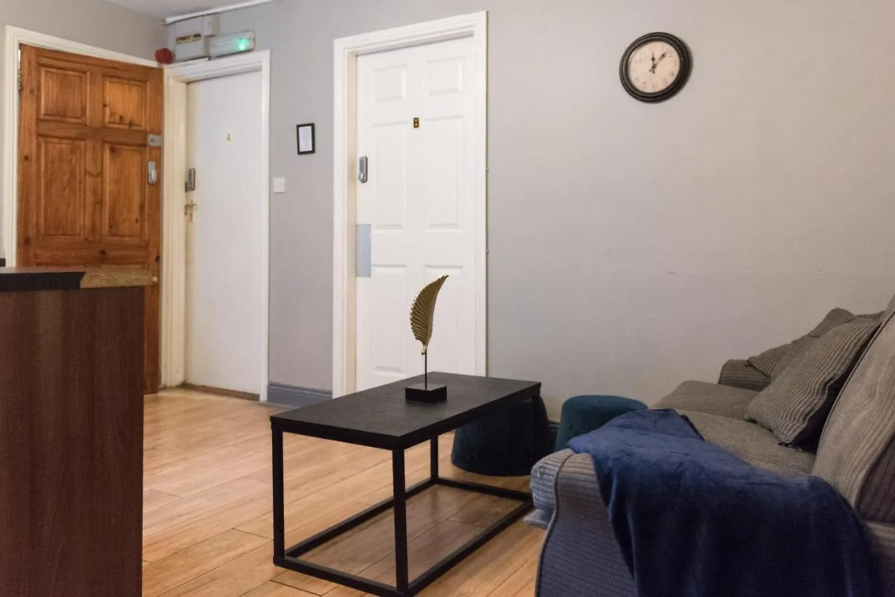Cork City Centre Self Catering Apartments 0*,  Irlanda